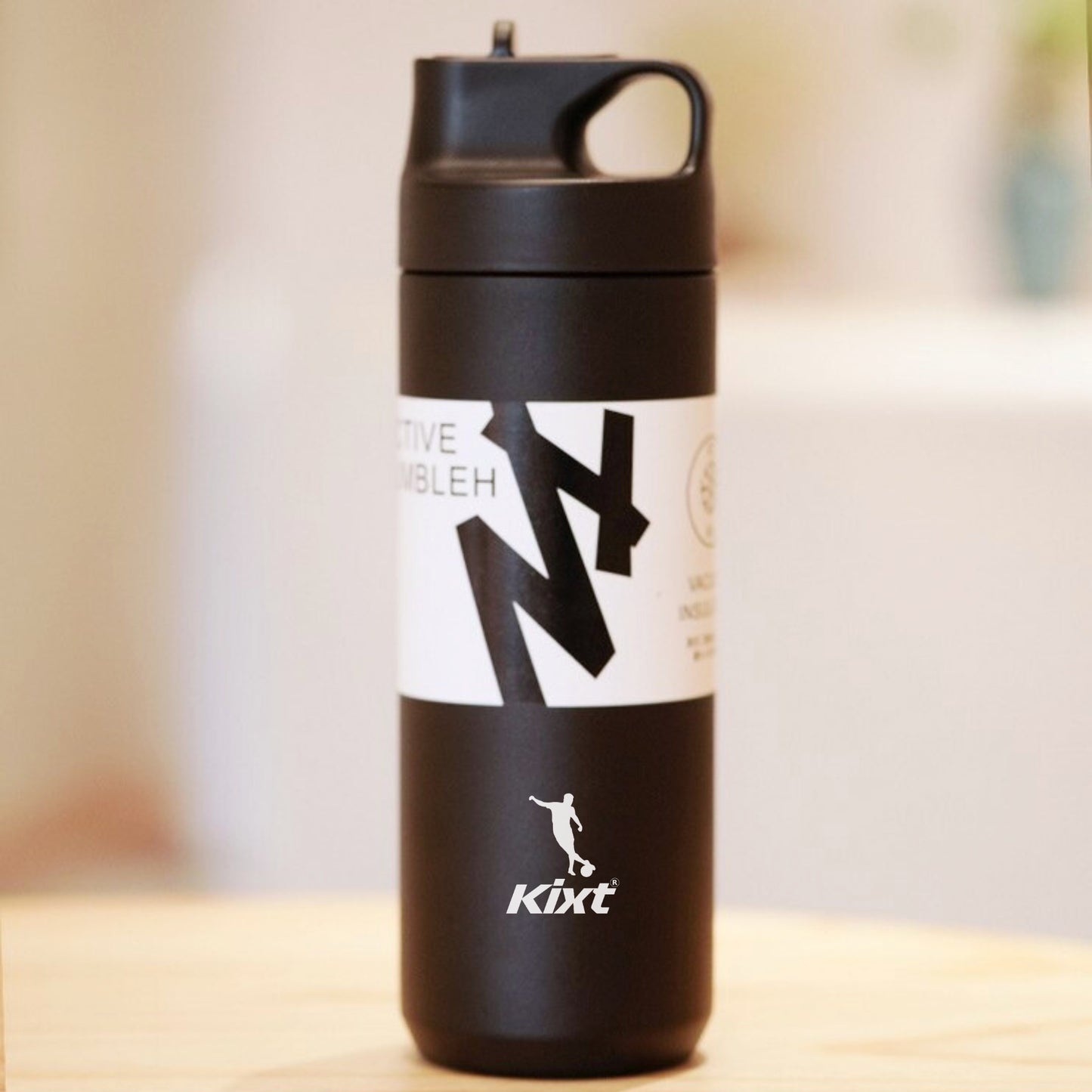 Double-Walled Vacuum Insulated Stainless Steel Bottle 550ml